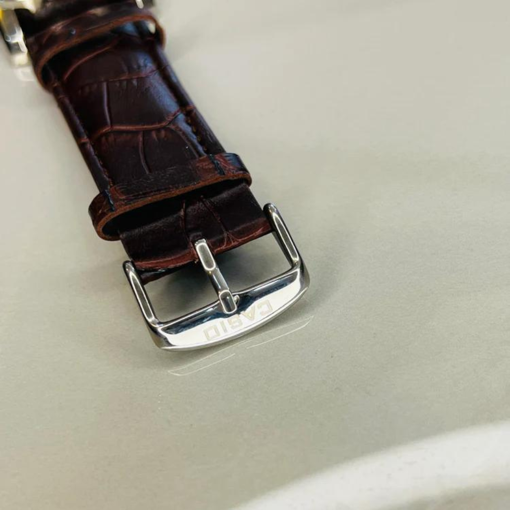 The Half Chronograph Watch - White