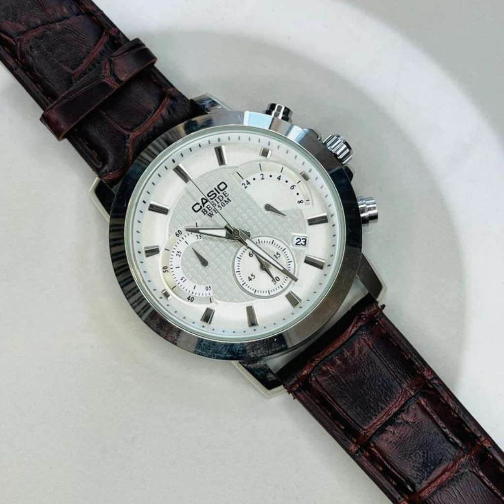 The Half Chronograph Watch - White