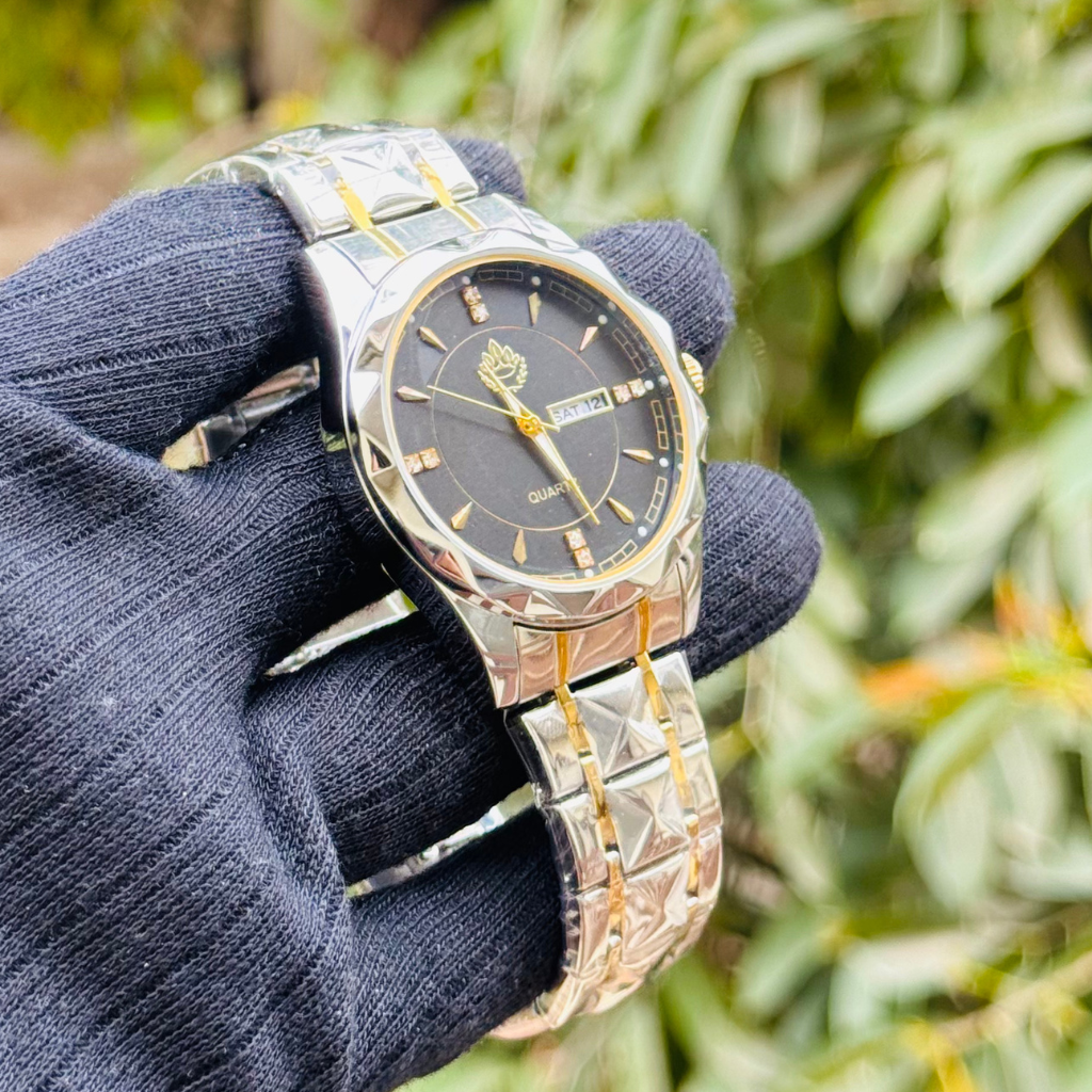 Luxury Crystel Design Watch Day & Date